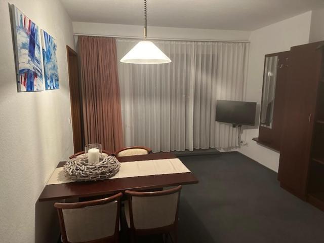 Pension Am Markt Люббен Экстерьер фото